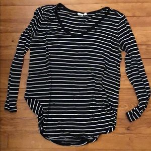 Women’s Gap Long Sleeve Shirt